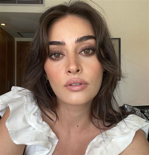 esra bilgiç age|Esra Bilgic – Age, Bio, Personal Life, Family & Stats